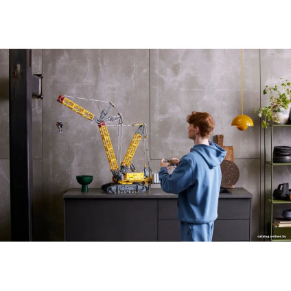 Конструктор LEGO Technic 42146 Гусеничный кран Liebherr LR 13000