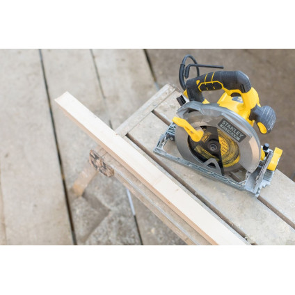 Дисковая (циркулярная) пила Stanley FME301