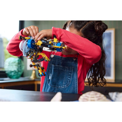 Конструктор LEGO Technic 42201 Глубоководная исследовательская подводная лодка