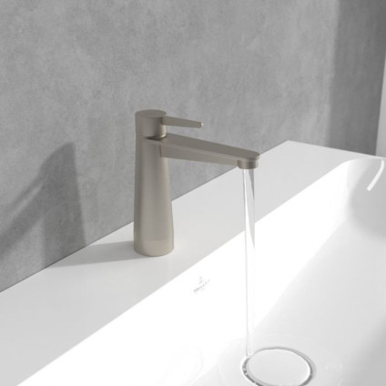 Смеситель Villeroy & Boch Conum TVW12700300164