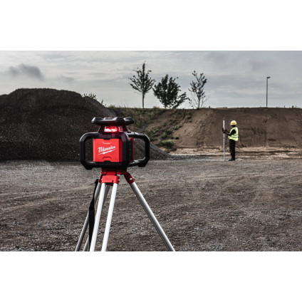 Лазерный нивелир Milwaukee M18 RLOH600-201C 4933493191 (с 1-им АКБ)