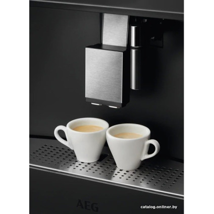 Кофемашина AEG KKK994500T
