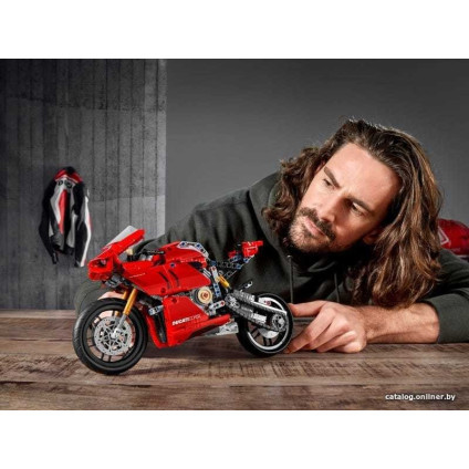 Конструктор LEGO Technic 42107 Ducati Panigale V4 R