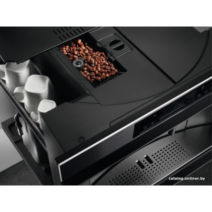 Кофемашина AEG KKA894500M