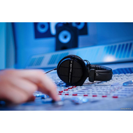 Наушники Beyerdynamic DT 990 Pro Limited Edition 80 Ohm