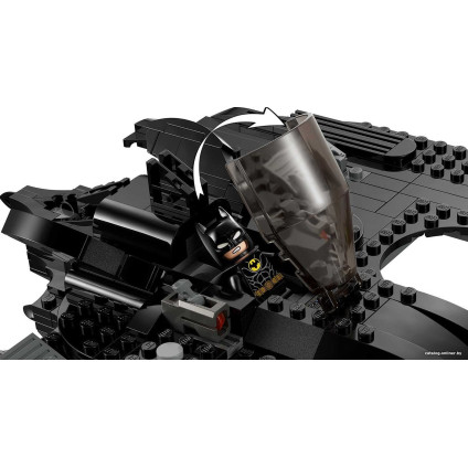 Конструктор LEGO DC Batman 76265 Бэтвинг: Бэтмен против Джокера