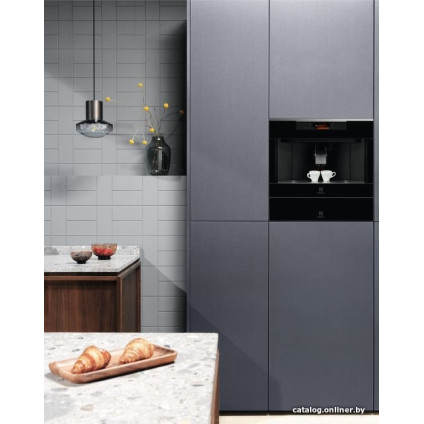 Кофемашина Electrolux KBC85X