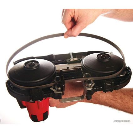 Ленточная пила Milwaukee M12 BS-0 4933431310 (без АКБ)