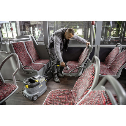 Пылесос Karcher Puzzi 8/1 1.100-240.0