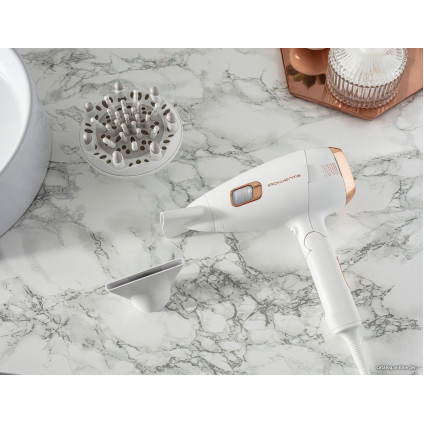 Фен Rowenta Ultimate Experience Scalp Care CV9240F0