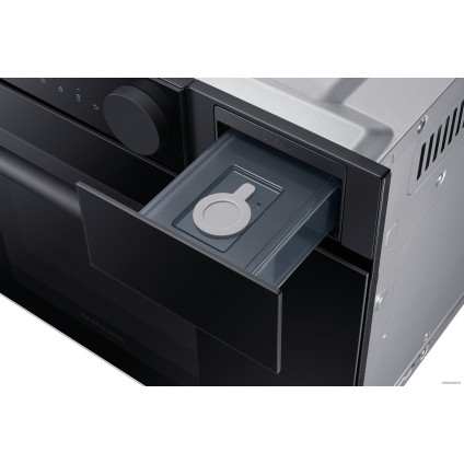 Электрический духовой шкаф Samsung NQ50T8939BK/EO