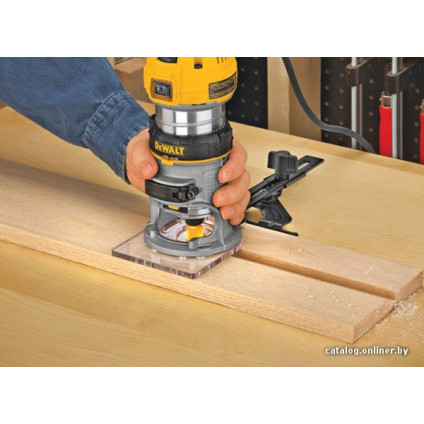 Кромочно-петельный фрезер DeWalt D26200