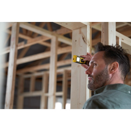 Лазерный дальномер Stanley STHT77065-0