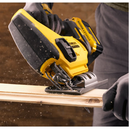 Электролобзик Stanley SFMCS600B (без АКБ)