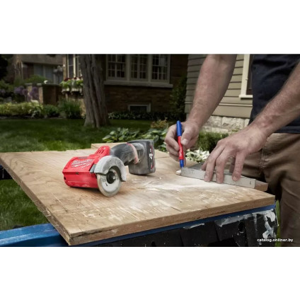 Монтажная (отрезная) пила Milwaukee M12 FCOT-422X Fuel 4933464619 (с 2-мя АКБ, кейс)