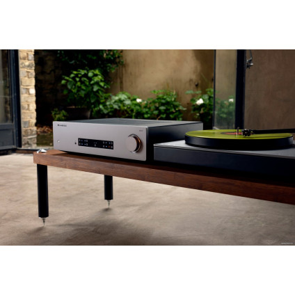 Интегральный усилитель Cambridge Audio CXA81