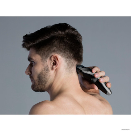 Машинка для стрижки волос Panasonic ER-GC63