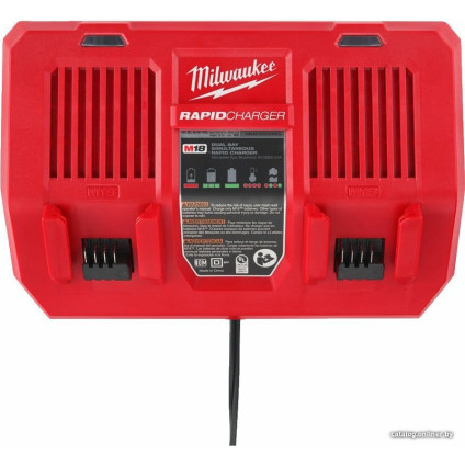 Зарядное устройство Milwaukee M18 DFC 4932472073 (18В)