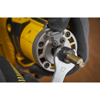 Кромочно-петельный фрезер Stanley SFMCW400B (без АКБ)