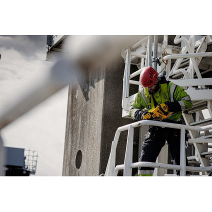 Сабельная пила DeWalt DCS367H2T (с 2-мя АКБ, кейс)