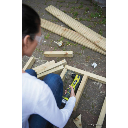 Угловая дрель Ryobi RAD1801M (без АКБ)