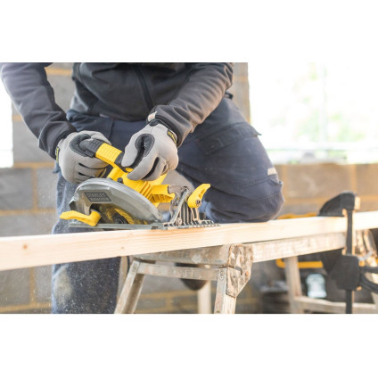 Дисковая (циркулярная) пила Stanley FME301