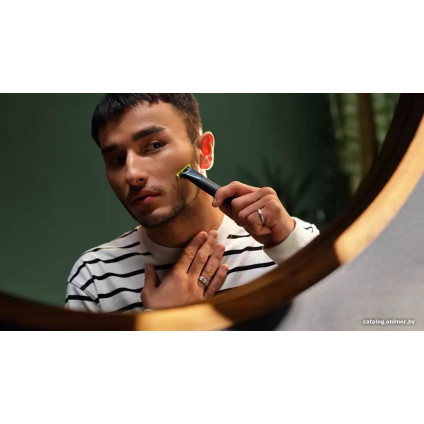 Триммер для бороды и усов Philips OneBlade Face QP1424/10