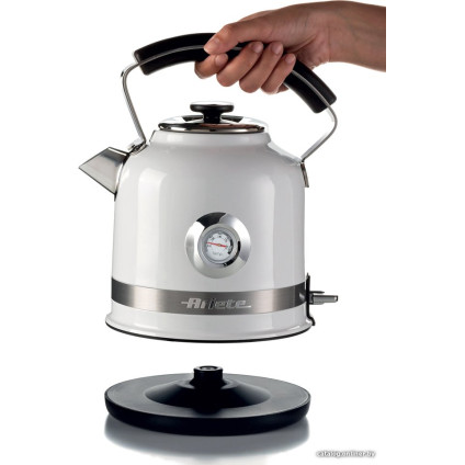 Электрический чайник Ariete Moderna 2854/01 (белый)