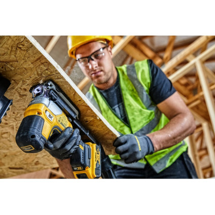 Электролобзик DeWalt DCS335P2 (с 2-мя АКБ, кейс)