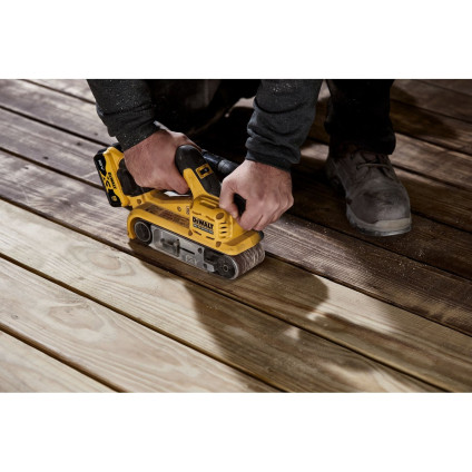 Ленточная шлифмашина DeWalt DCW220P2 (с 2-мя АКБ, кейс)