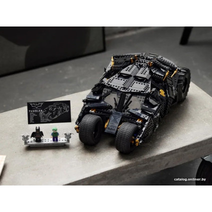 Конструктор LEGO DC Batman 76240 Бэтмобиль Тумблер