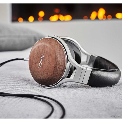 Наушники Denon AH-D7200
