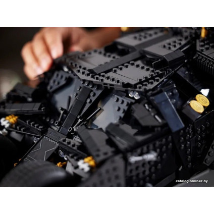 Конструктор LEGO DC Batman 76240 Бэтмобиль Тумблер