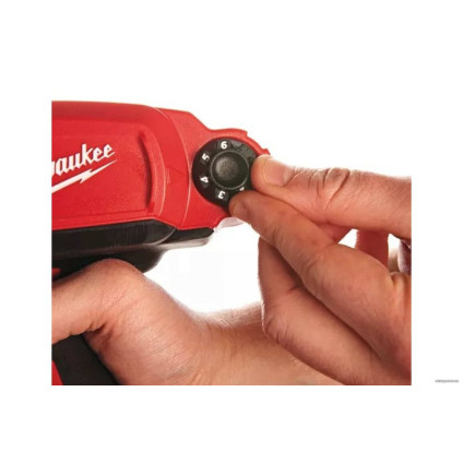 Пистолет для герметика Milwaukee M12 PCG/600A-0 4933441786 (без АКБ)
