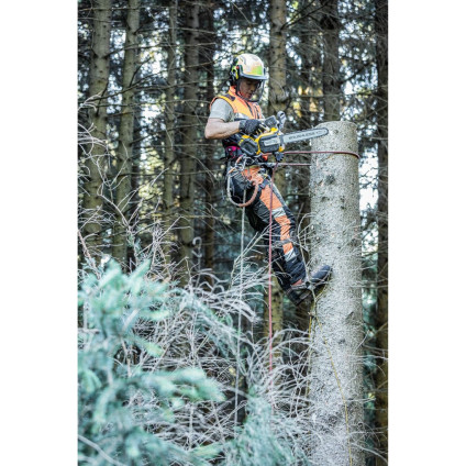 Аккумуляторная пила DeWalt DCMCST635N (без АКБ, без шины)