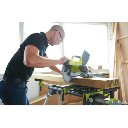 Торцовочная пила Ryobi EMS216L