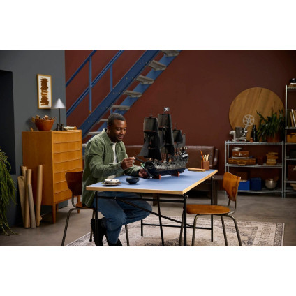 Конструктор LEGO Icons 10365 Пираты Карибского моря: Черная жемчужина