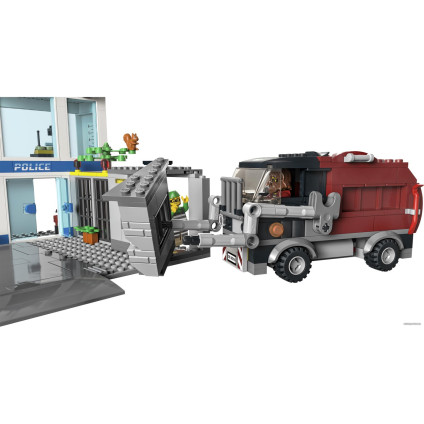 Конструктор LEGO City 60316 Полицейский участок