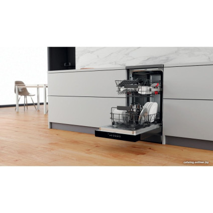 Отдельностоящая посудомоечная машина Whirlpool WSFC 3M27 X