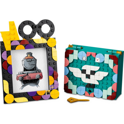 Конструктор LEGO DOTS 41811 Настольный комплект Хогвартс