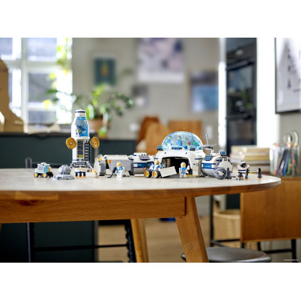 Конструктор LEGO City 60350 Лунная научная база