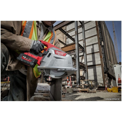 Дисковая (циркулярная) пила Milwaukee Fuel M18 FMCS66-0C 4933472110 (без АКБ, кейс)