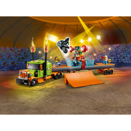 Конструктор LEGO City Stuntz 60294 Грузовик для шоу каскадеров
