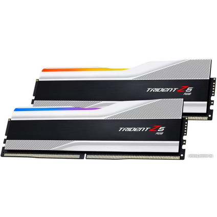 Оперативная память G.Skill Trident Z5 RGB 2x32ГБ DDR5 6000 МГц F5-6000J3040G32GX2-TZ5RS