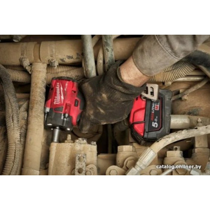 Гайковерт Milwaukee M18 FIW2F12-502X 4933478444 (с 2-мя АКБ, кейс)