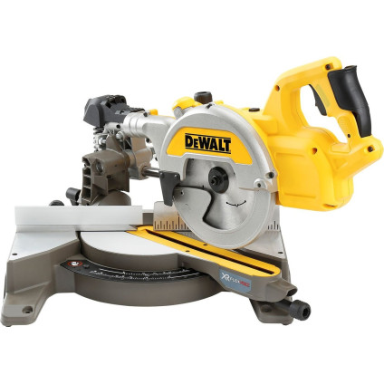 Торцовочная пила DeWalt DCS777T2 (с 2-мя АКБ)