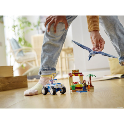 Конструктор LEGO Jurassic World 76943 Погоня за птеранодоном