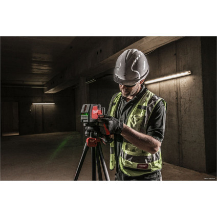 Лазерный нивелир Milwaukee L4 CLLP-301C 4933478099