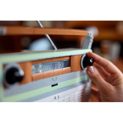 Конструктор LEGO Icons 10334 Радио в стиле ретро