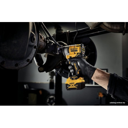 Гайковерт DeWalt DCF901P1 Xtreme Subcompact (с 1-м АКБ, кейс)